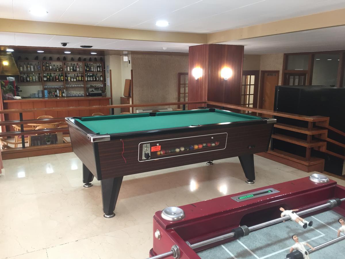 Hotel Folch Сан-Жулиа-де-Лория Экстерьер фото