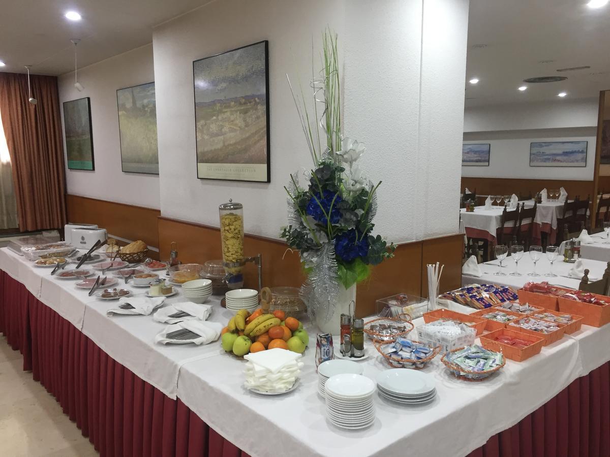 Hotel Folch Сан-Жулиа-де-Лория Экстерьер фото