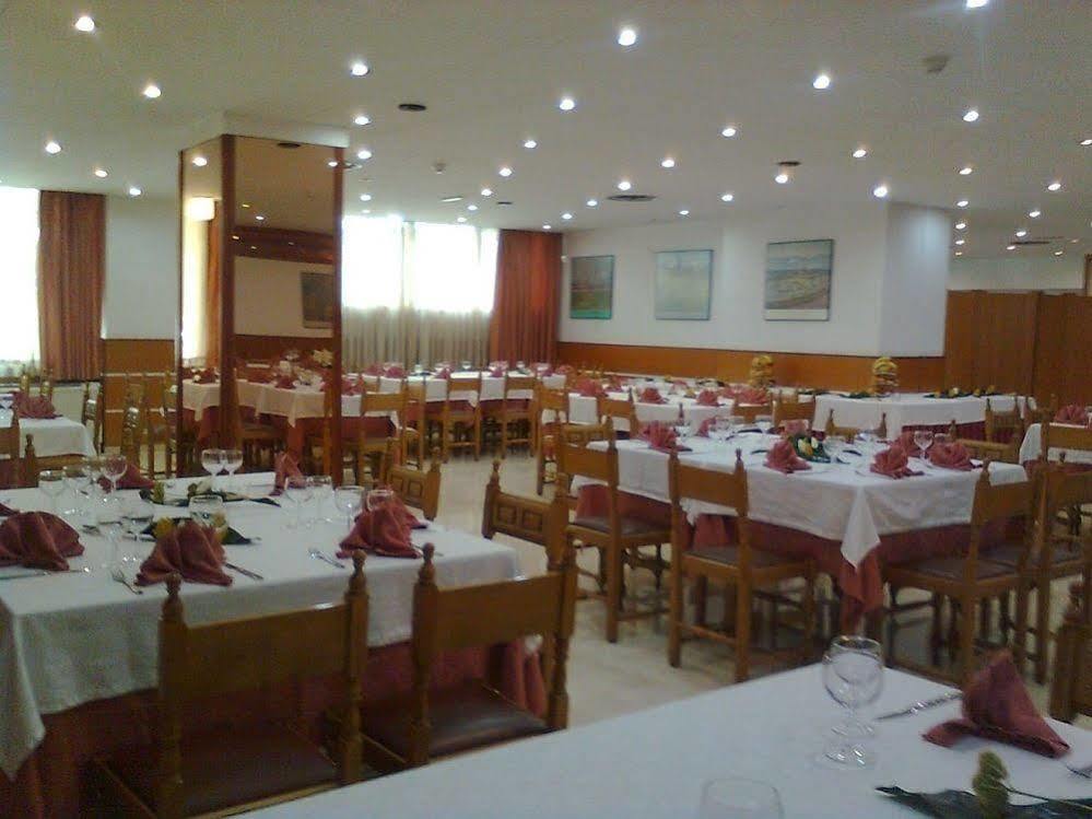 Hotel Folch Сан-Жулиа-де-Лория Экстерьер фото